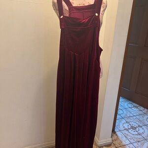 Elegant Burgundy Velvet Dress